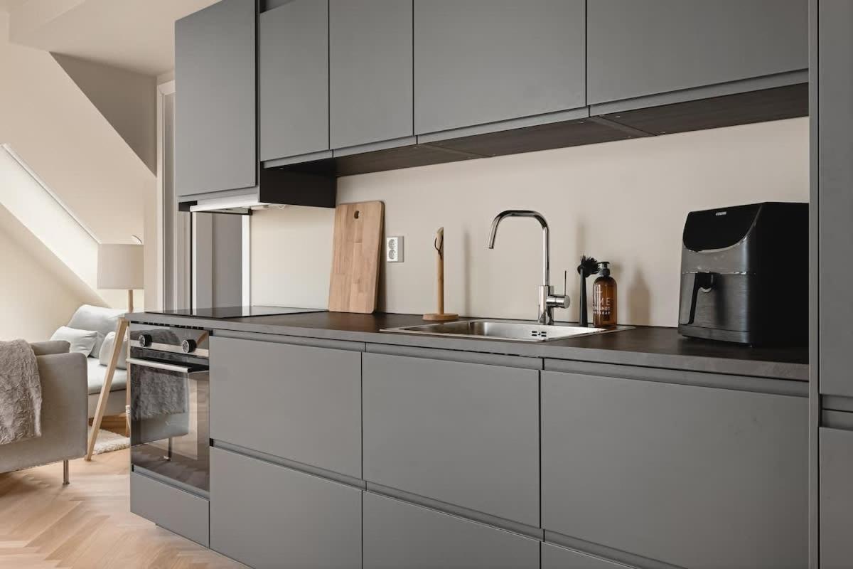 Dinbnb Apartments I Mid-City Luxury With Mini Balcony And Smart Tv & Sound System Берген Экстерьер фото