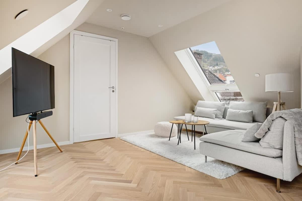 Dinbnb Apartments I Mid-City Luxury With Mini Balcony And Smart Tv & Sound System Берген Экстерьер фото